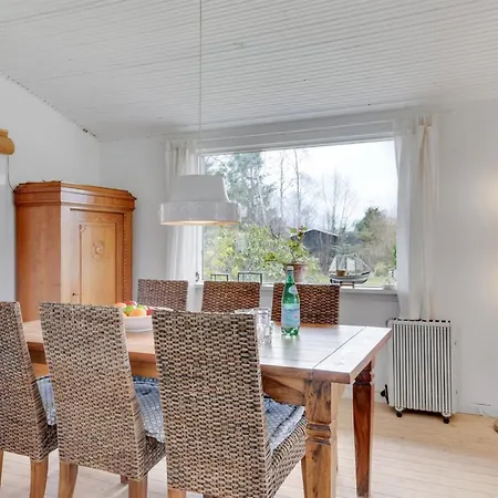 Holiday home Emmanuela - 825m From The Sea In Sealand By Interhome *